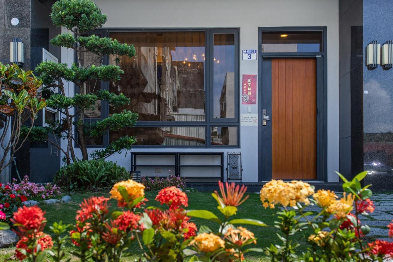 花蓮前站-艾莉小屋電梯民宿 Hualien City Exterior photo